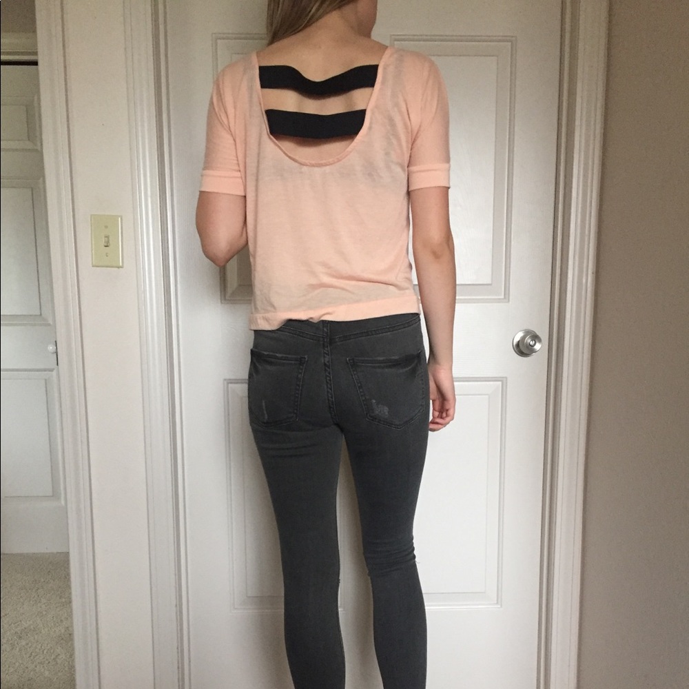 Cute strap-backed Crop Top!